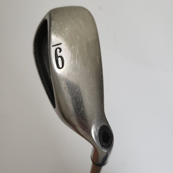 Callaway Ladies 2002 Big Bertha Single 9-Iron Right-Handed Graphite Shaft 34.5"L - Picture 2 of 10